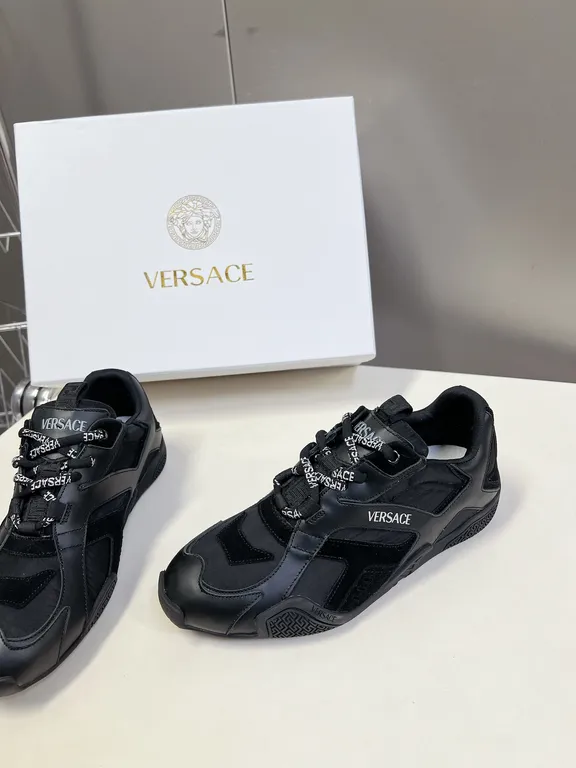 Versace Shoe 